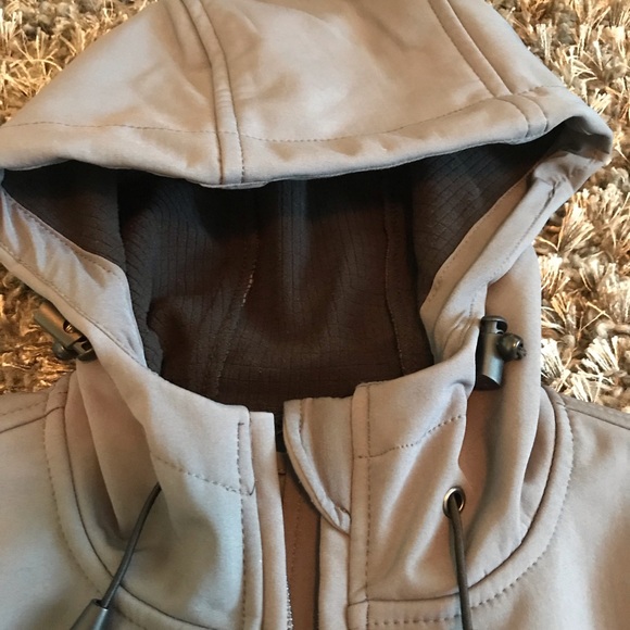 Reebok Women’s Jacket - Picture 2 of 6